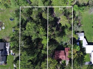 E Roberts Rd, Hamburg, NY 14075