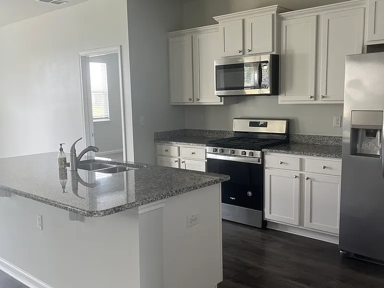920 Blue Point Dr — Photo 8