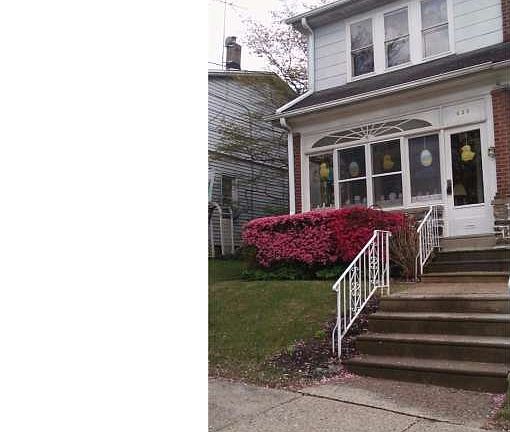 2nd image of 430 Jefferson Ave