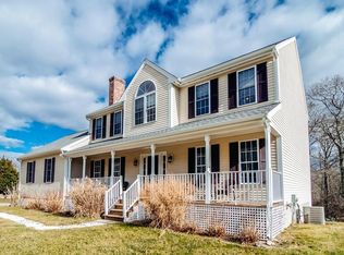 7 Harbor Meadows Ln, Westport, MA 02790
