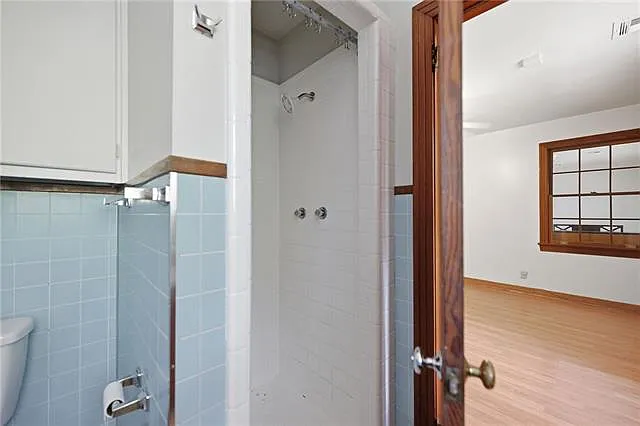 301 N Ellzey St — Photo 15