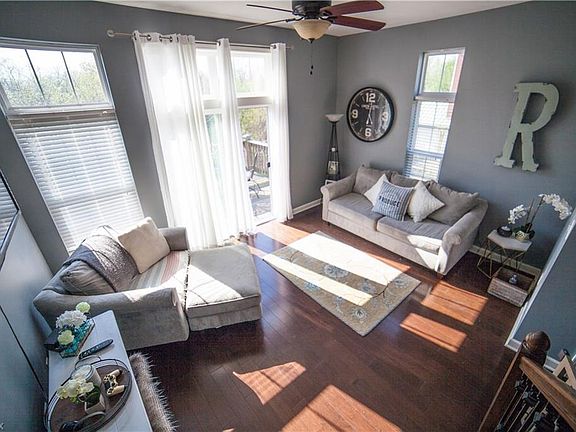 3rd image of 41 Grandview Dr