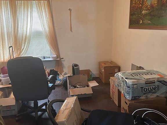 3rd image of 5336 S Union Ave