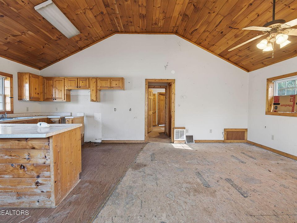 13th image of this home