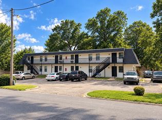 101 S Locust St, Searcy, AR 72143