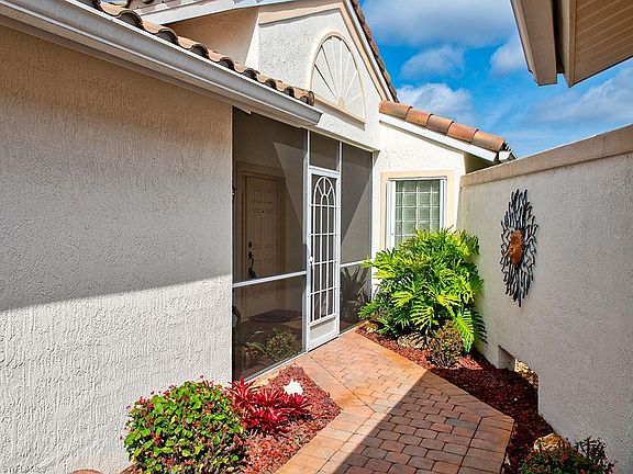 2nd image of 8836 Cascades Isle Blvd