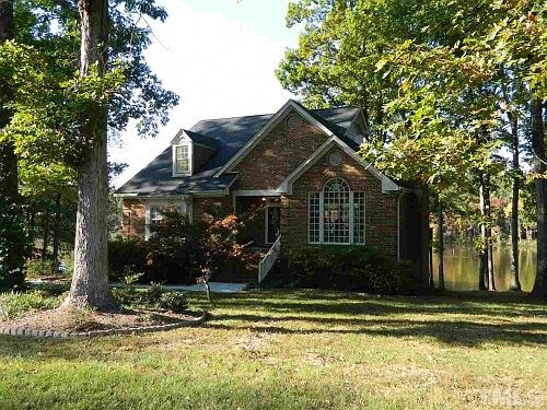 1st image of 2592 Holiday Ave