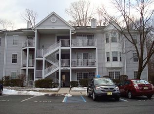 623 Plum Ter, Mahwah, NJ 07430