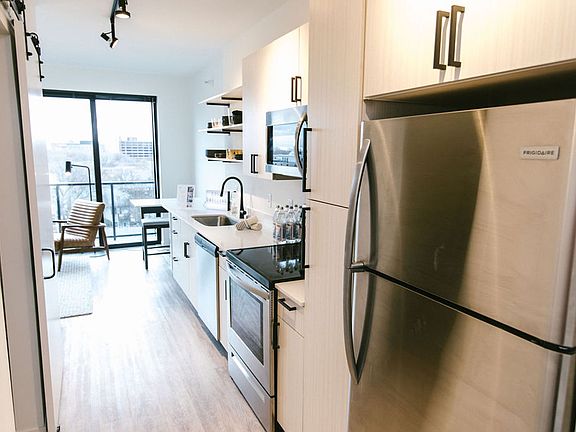 3rd image of 2640 Nicollet Ave #408