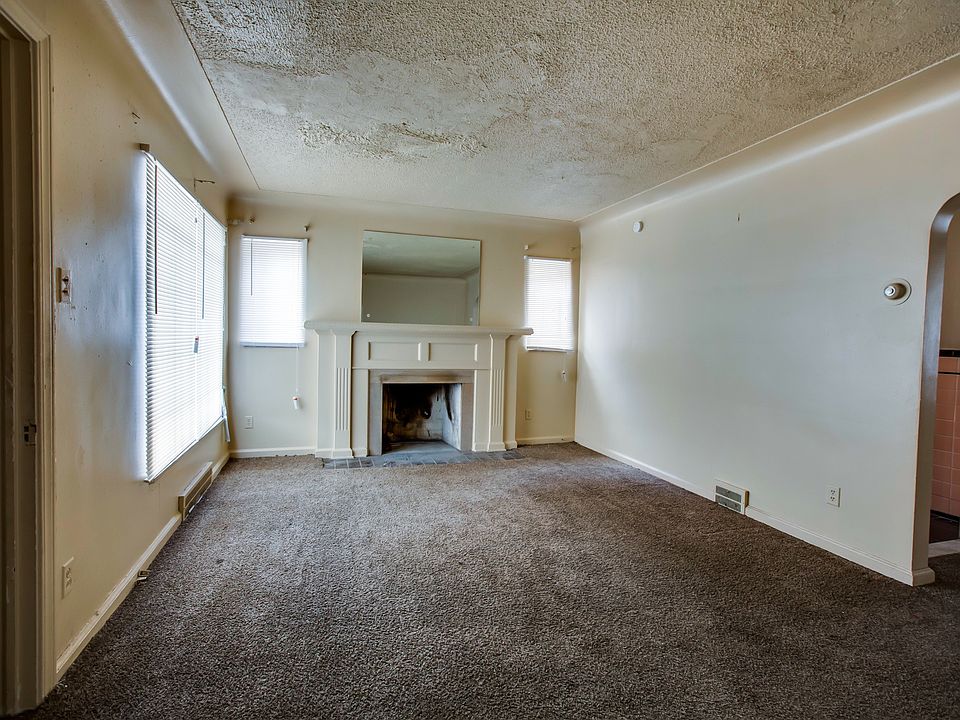 1st image of 18474 Murray Hill St