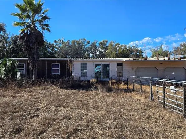 8641 Oliver Rd, Zephyrhills, FL 33540