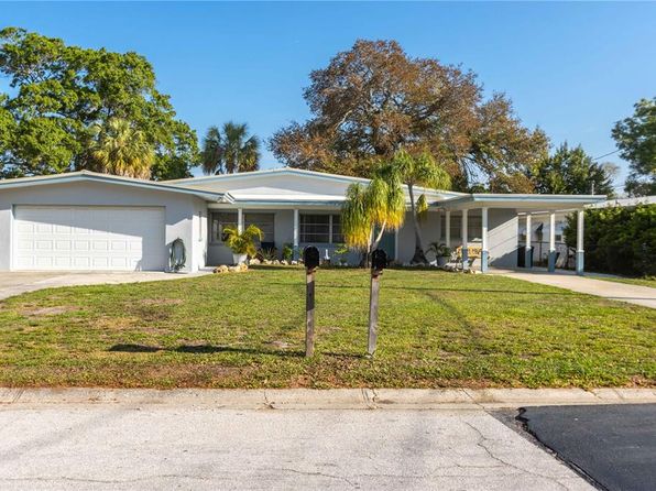 2717 Pinehurst Ave, Belleair Bluffs, FL 33770