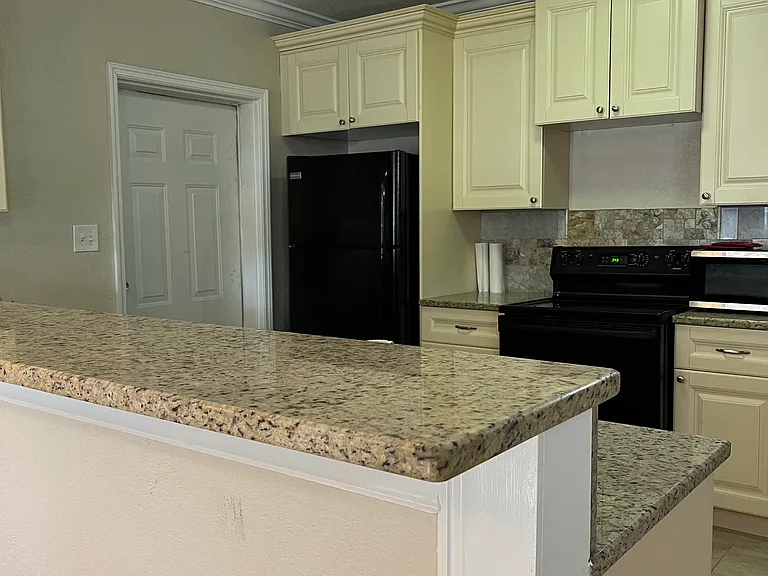 1003 Pennsylvania Ave #1 — Photo 12