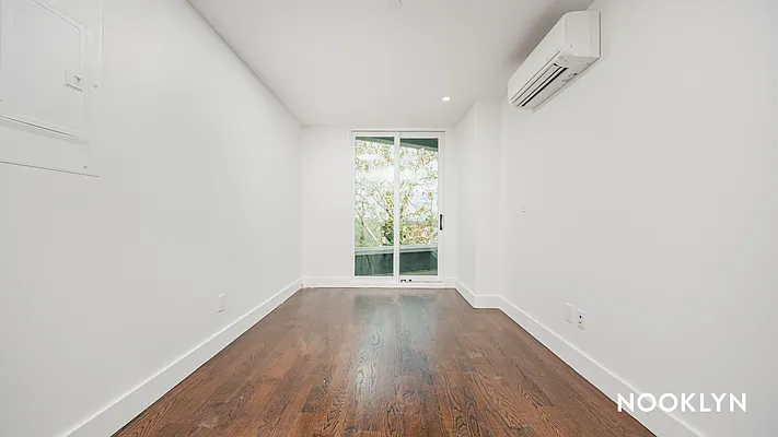 Rented by Nooklyn NYC LLC | media 8