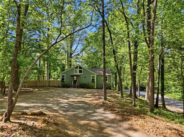 129 Cypress St, Roswell, GA 30075