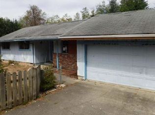 826 Tower St, North Bend, OR 97459