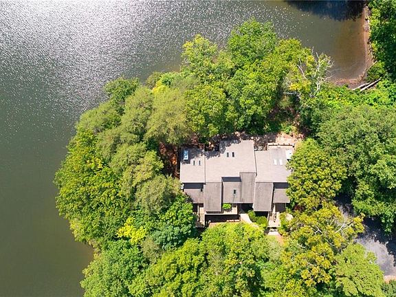 2nd image of 58 Villa Ridge Dr