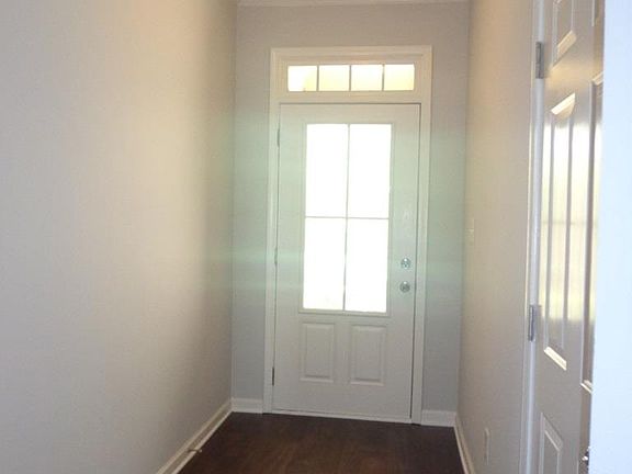 2nd image of 959 Parkside Wood Ct