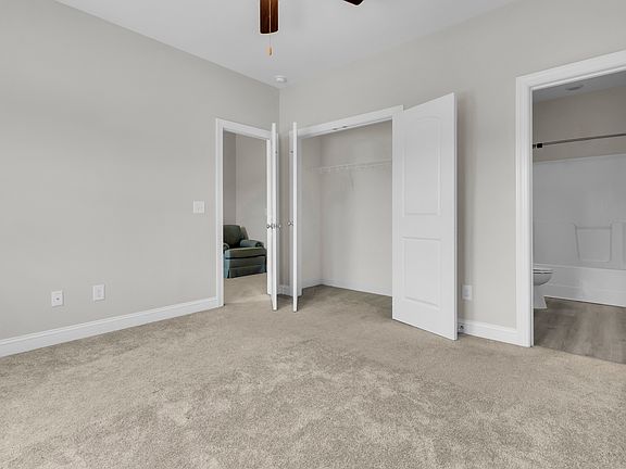 3rd image of 139 Pasture Ln #1