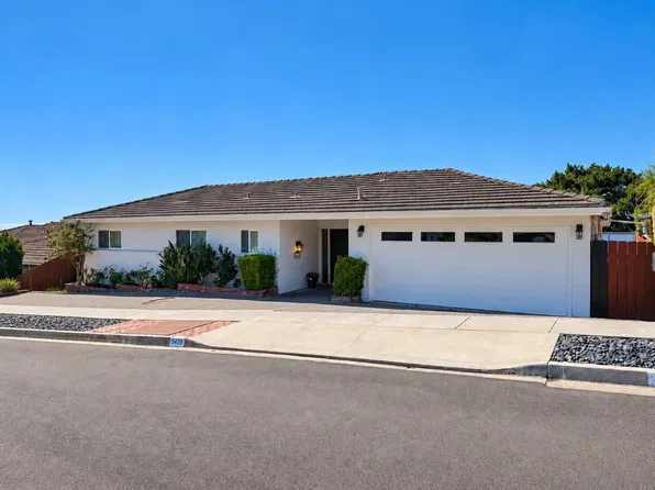 5428 Moonlight Ln, La Jolla, CA 92037