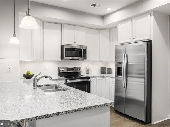134 Matisse Ln #1003, Bowie, MD 20716