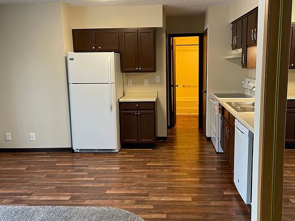 5th image of 1418 Sorenson Ln APT 5
