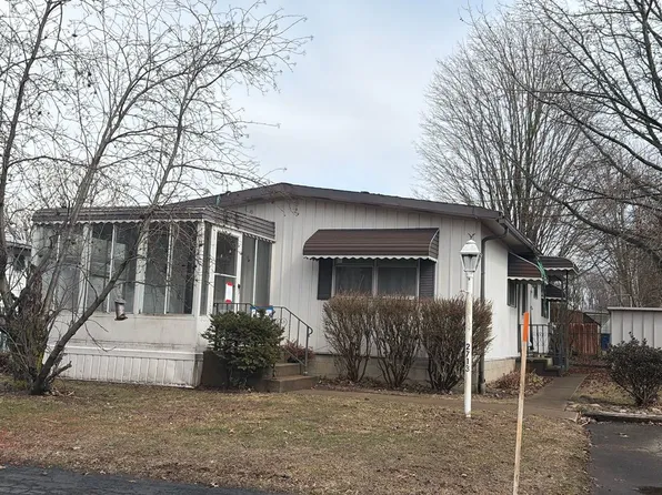 2713 Echo Ln, Erie, PA 16506