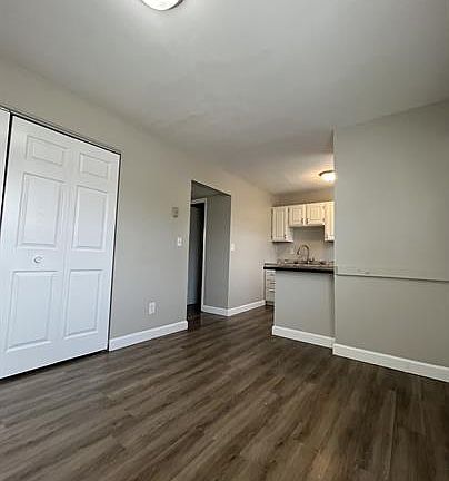 3rd image of 2131 Roosevelt Ave APT 7