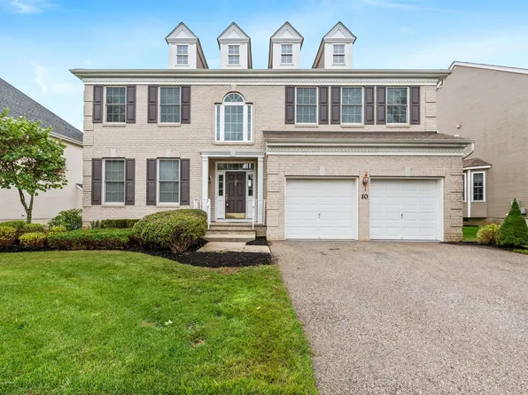 10 Bristol Road, Manalapan, NJ 07726