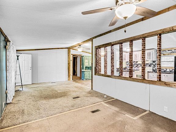 3rd image of 703 Briggs Rd