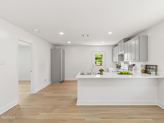 5th image of 116 Bell North Dr