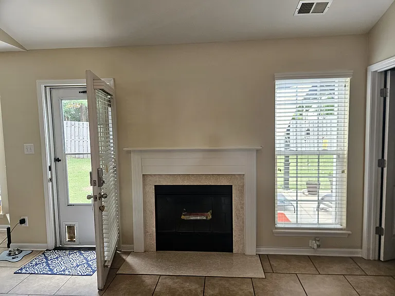 3914 Cedar Hill Dr — Photo 8