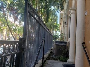 2891 NE 185th St APT 1004, Aventura, FL 33180