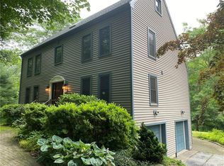 10 Florence Dr, Groton, CT 06355
