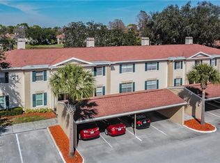 10362 Carrollwood Ln APT 215, Tampa, FL 33618