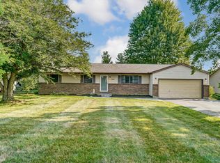2588 W Choctaw Dr, London, OH 43140