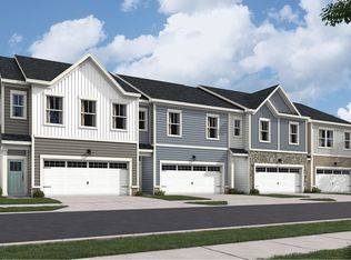 Everly Front Load Garage Plan, Newdale Acres : Townhomes, Ellendale, DE 19941