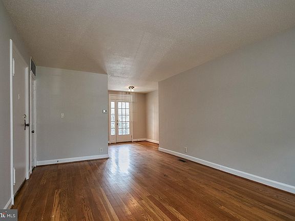 4th image of 2876 S Abingdon St APT A2