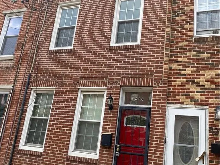 1212 N Howard St — Photo 1