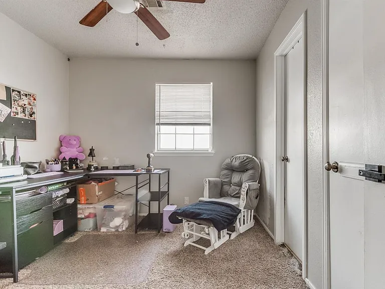 6916 Woodlake Dr #6920 — Photo 22