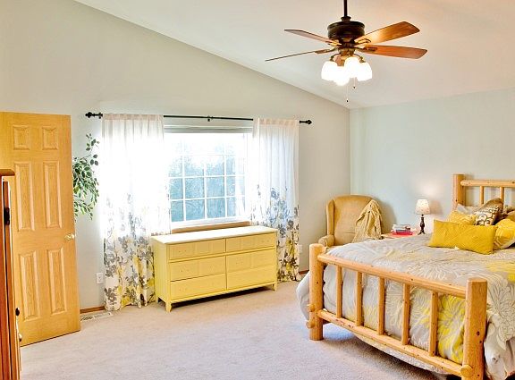 5th image of 4537 Rolling Meadows Dr