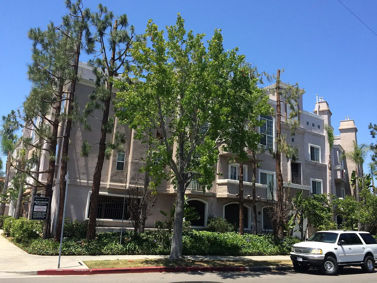 Building Photo - a5430