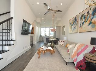 8620 Emnora Ln, Houston, TX 77080