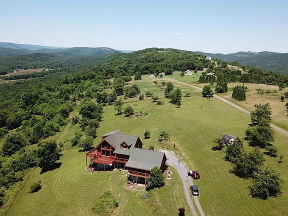 4th image of 14001 Martins Mountain Ln