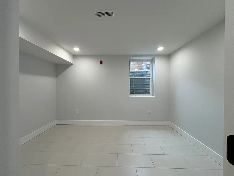 1027 W Dauphin St #3 — Photo 16