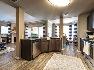 The Colony Apartment Rentals - Irving, TX | Zillow