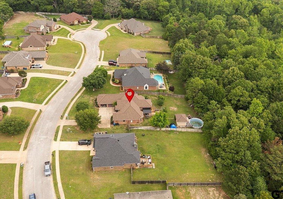 1st image of 249 Heritage Ct
