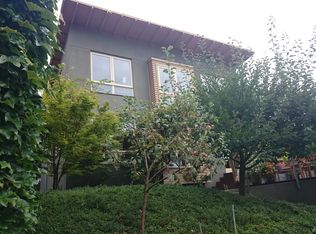 350 N 76th St, Seattle, WA 98103