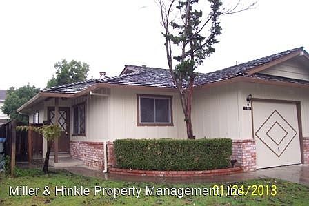 1st image of 512 Westlake Dr