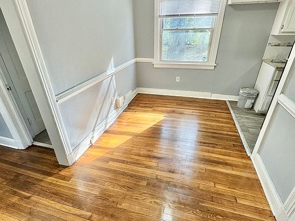 4th image of 3904 Marcy Pl